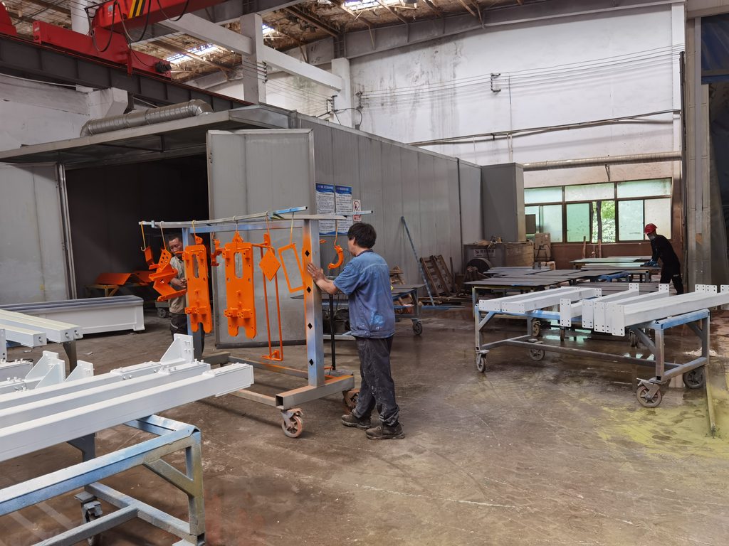 鎮(zhèn)海鋼結構除銹噴漆